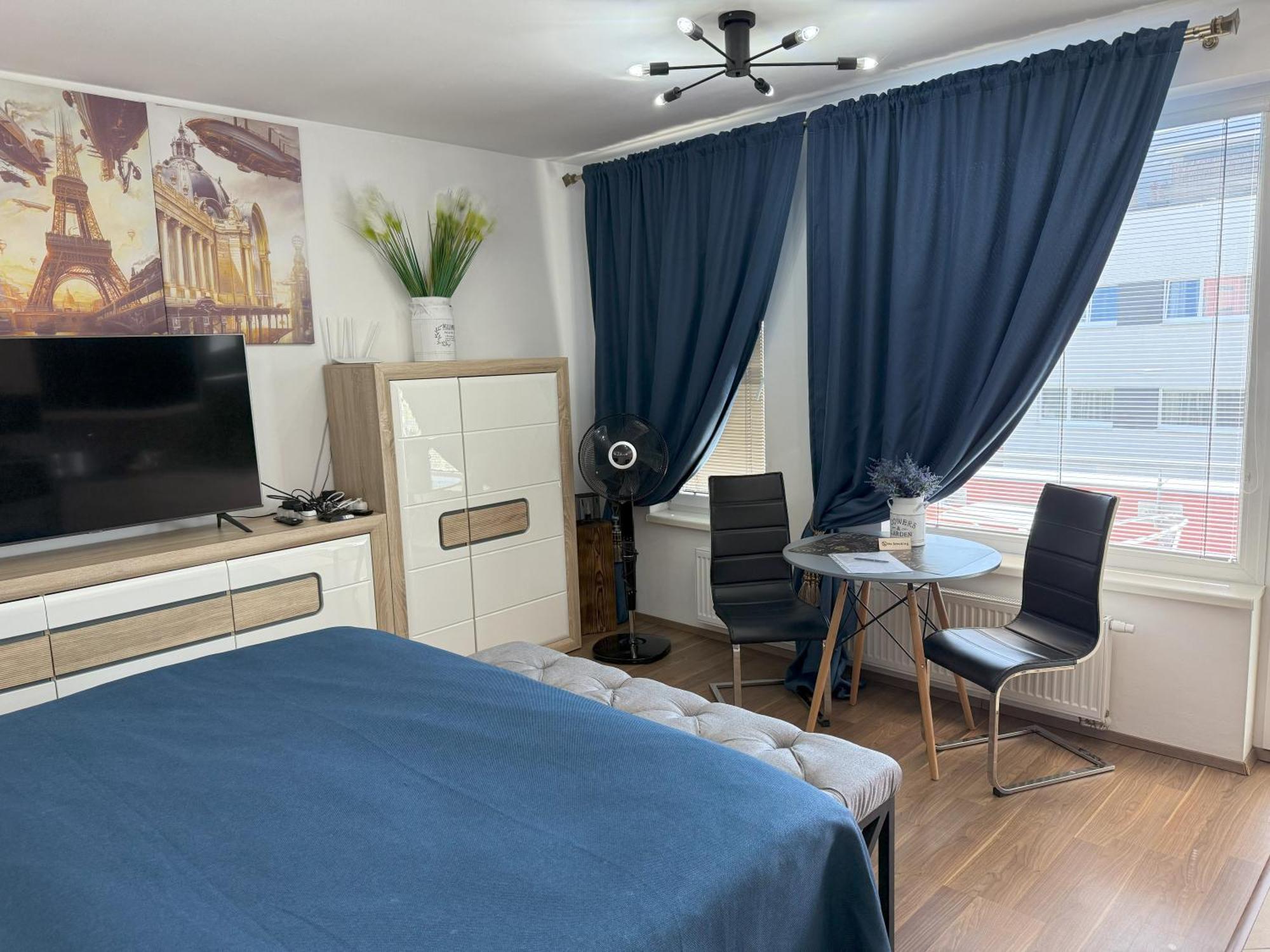 Apartment Iron Cube Прага Экстерьер фото